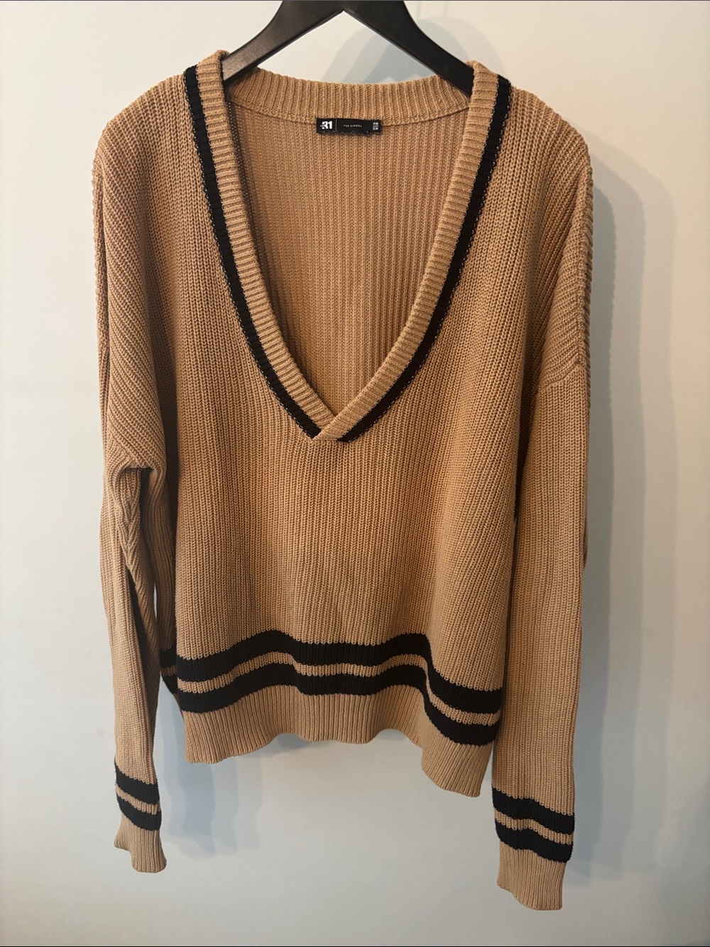 Le 31 by Simons S/M Camel Black Trim, Deep V Neck, Cotton Sweater